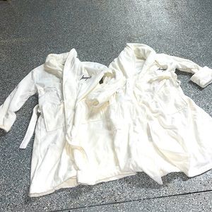 2 bathrobe for $15